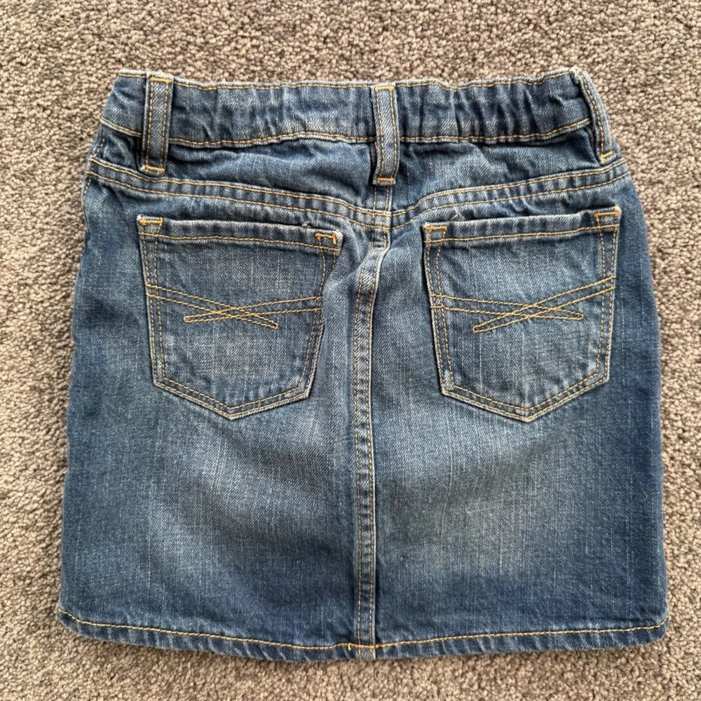 GapKids Girls Medium Indigo Denim Mini Skirt Adjustable Waist Size 7 358139-00